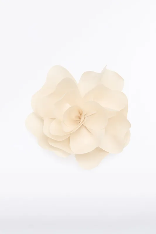 IVORY FIORE BROOCH sold by Carla Zampatti