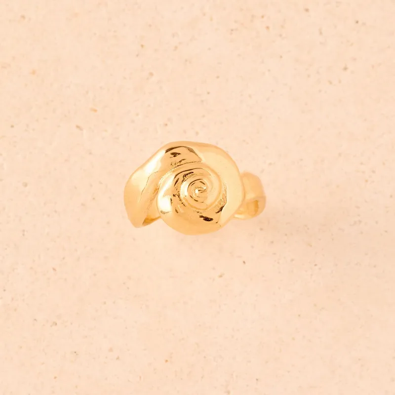 Ammoni Ring sold by Agapee