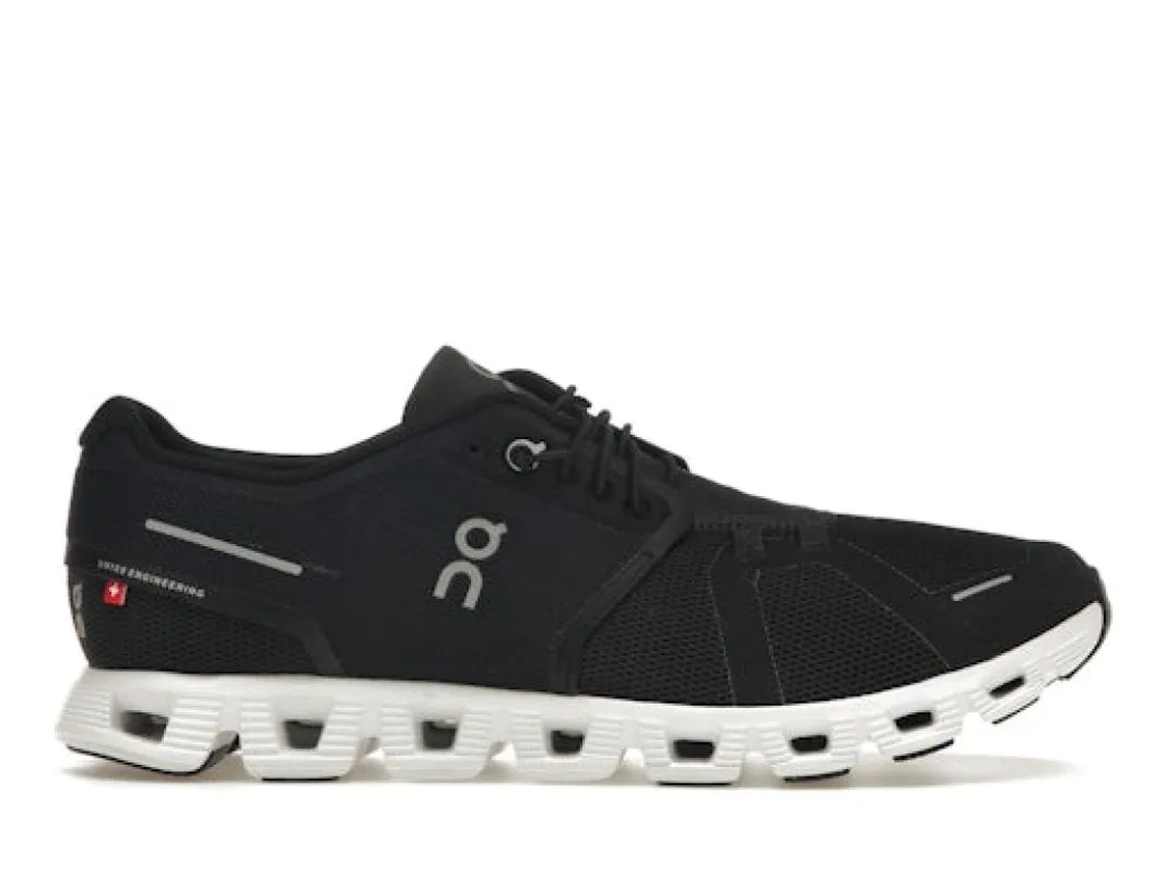 On Running Cloud 5 Black White sold by Addict Sneakers