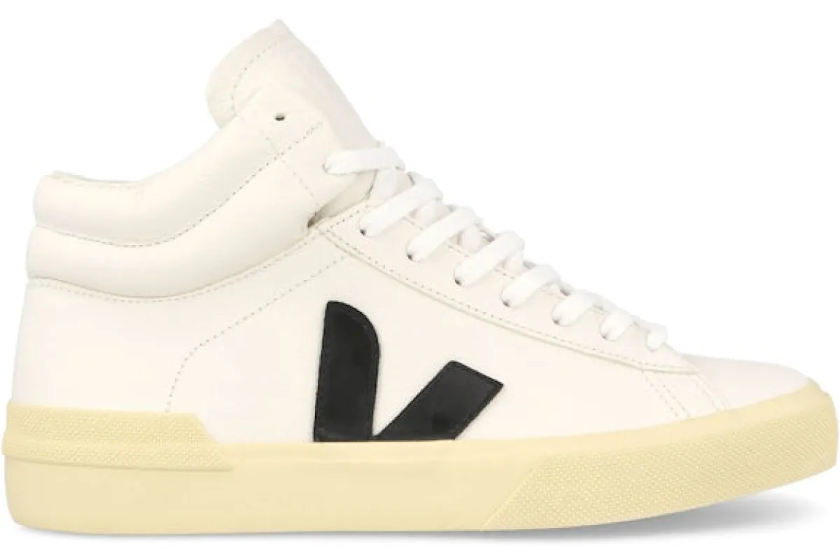 Veja Minotaur Chromefree Leather White Black Butter (Women's) made by Veja