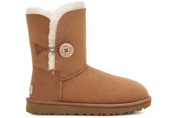UGG Bailey Button IIChestnut (Women's) sold by Addict Sneakers
