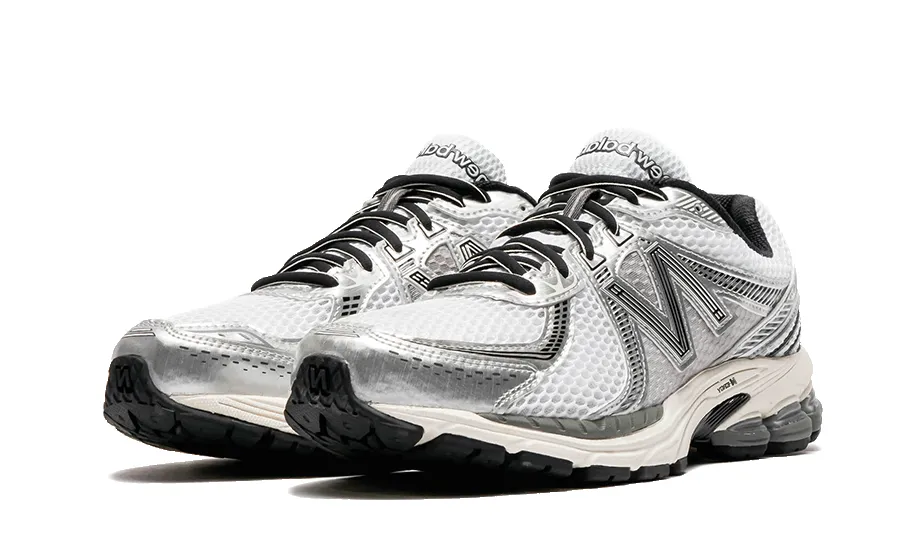 New Balance 860 V2 Optic White sold by Addict Sneakers product image thumbnail 2