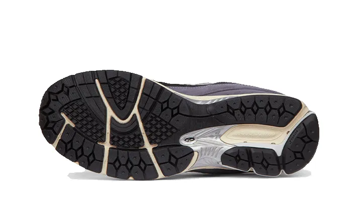 New Balance 2002R Magnet sold by Addict Sneakers product image thumbnail 3