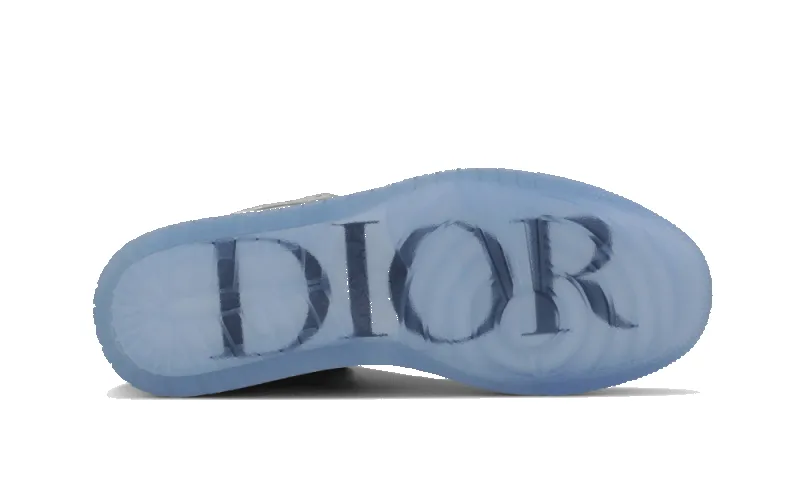 Air Jordan 1 High Dior sold by Addict Sneakers product image thumbnail 3