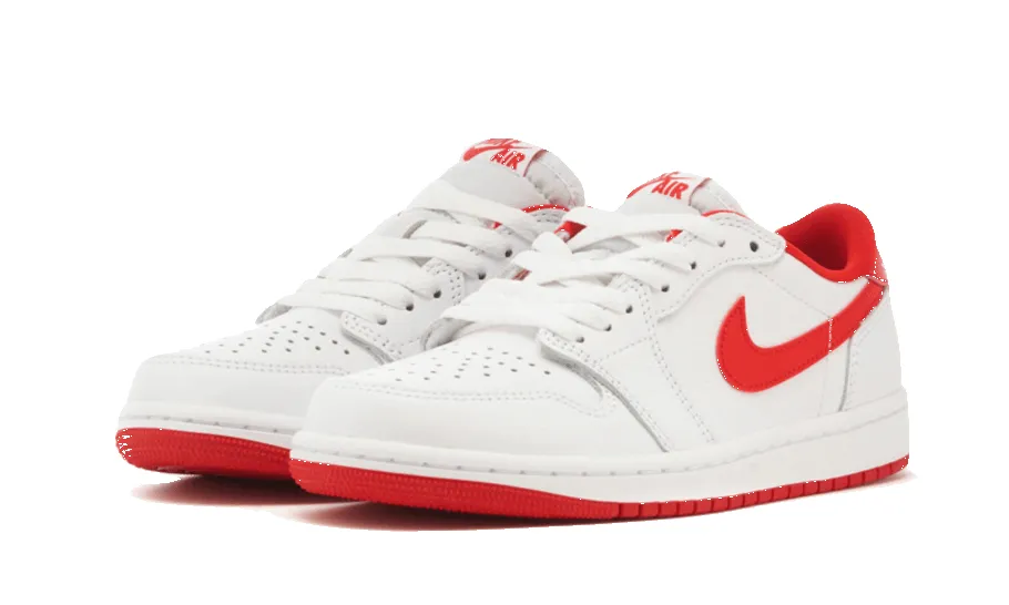 Air Jordan 1 Low OG University Red sold by Addict Sneakers product image thumbnail 2