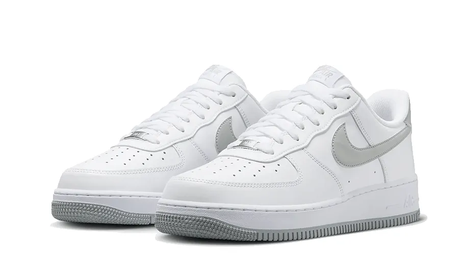 Nike Air Force 1 Low '07 White Light Smoke Grey sold by Addict Sneakers product image thumbnail 2