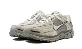 Nike Zoom Vomero 5 Light Orewood Brown Armory Blue sold by Addict Sneakers