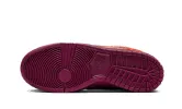 Nike SB Dunk Low Mystic Red sold by Addict Sneakers
