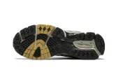 New Balance 860 V2 Earth sold by Addict Sneakers
