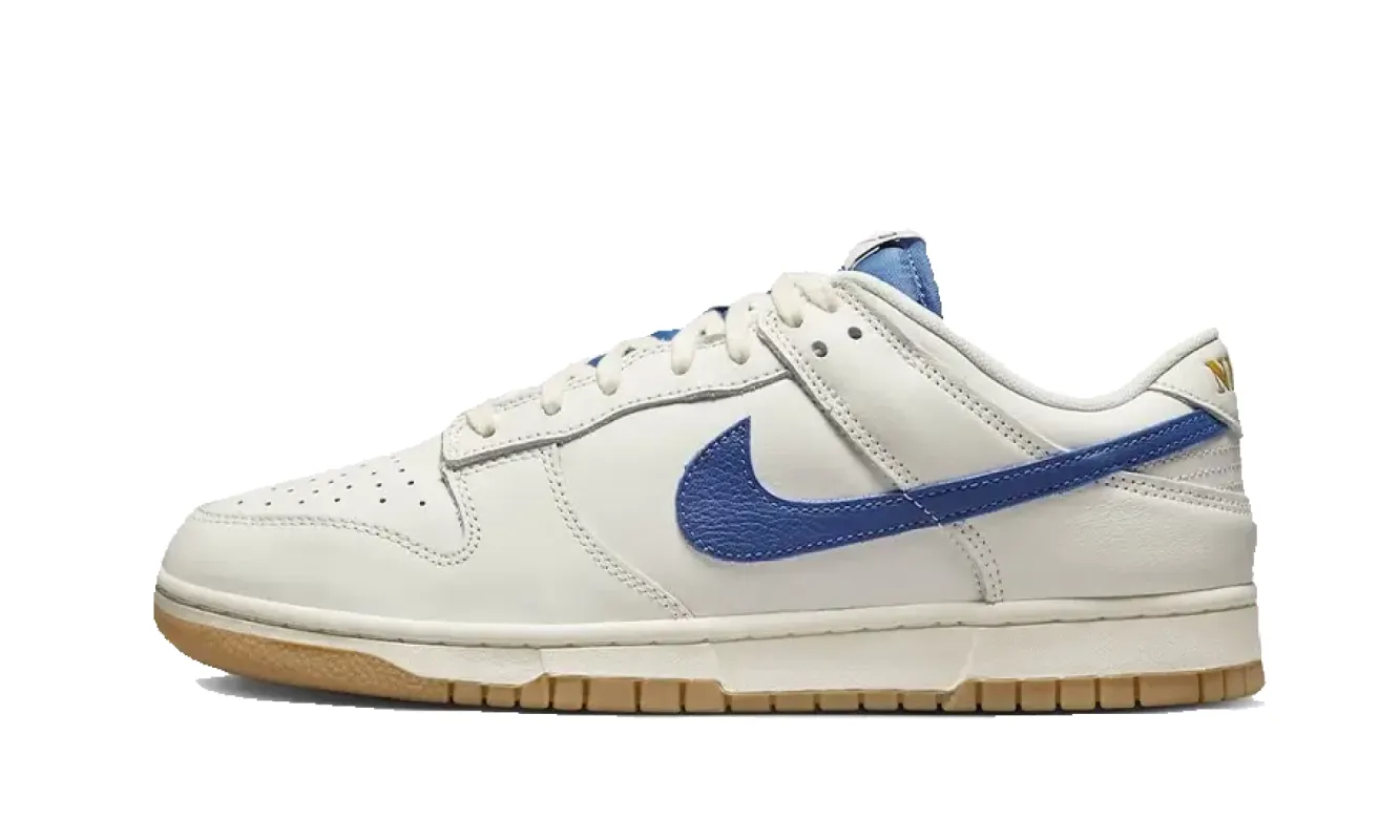 Nike Dunk Low SE Sail Dark Marina Blue made by Nike