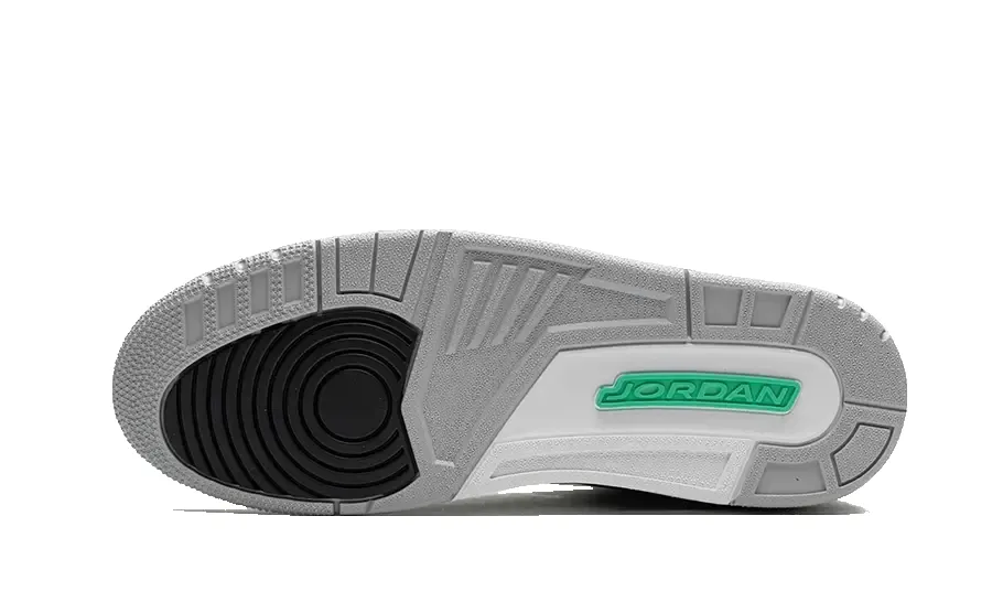 Air Jordan 3 Retro Green Glow sold by Addict Sneakers product image thumbnail 4