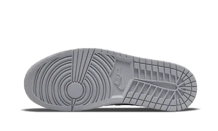 Air Jordan 1 Mid Light Smoke Grey Anthracite sold by Addict Sneakers product image thumbnail 3