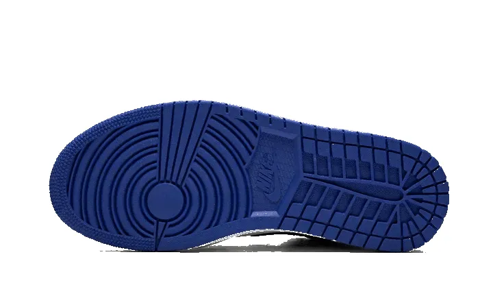 Air Jordan 1 Low Royal Toe sold by Addict Sneakers product image thumbnail 3