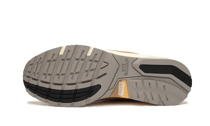 New Balance 992 Wheat sold by Addict Sneakers product image thumbnail 2