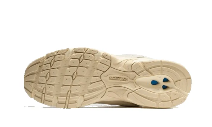 New Balance 530 Beige Angora sold by Addict Sneakers product image thumbnail 3