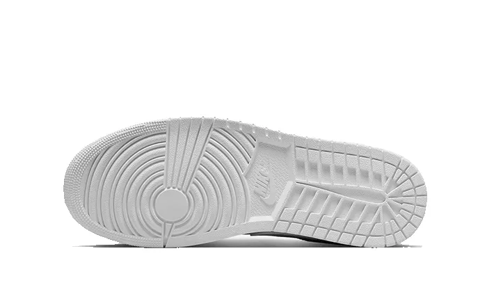 Air Jordan 1 Low Triple White 2022 sold by Addict Sneakers product image thumbnail 3