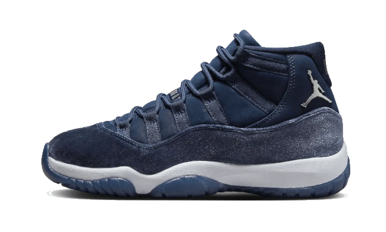 Air Jordan 11 Retro Midnight Navy sold by Addict Sneakers