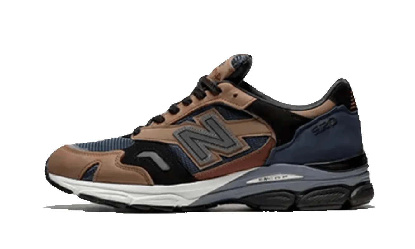 New Balance 920 Navy Beige sold by Addict Sneakers