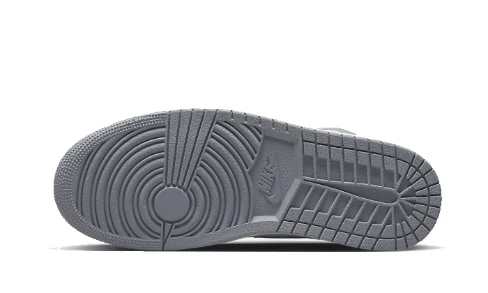 Air Jordan 1 Retro High Og Stealth sold by Addict Sneakers product image thumbnail 2