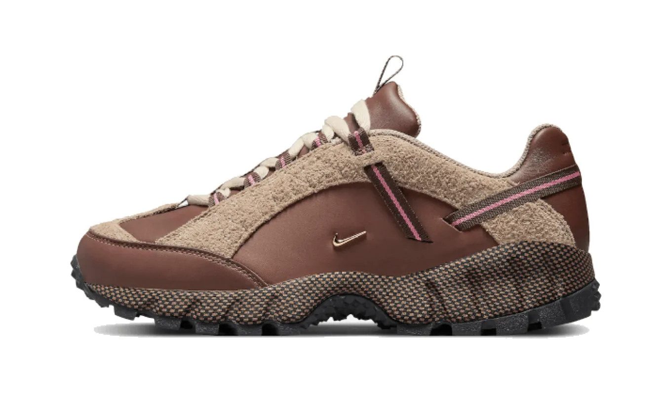 Nike Air Humara Lx Jacquemus Brown sold by Addict Sneakers
