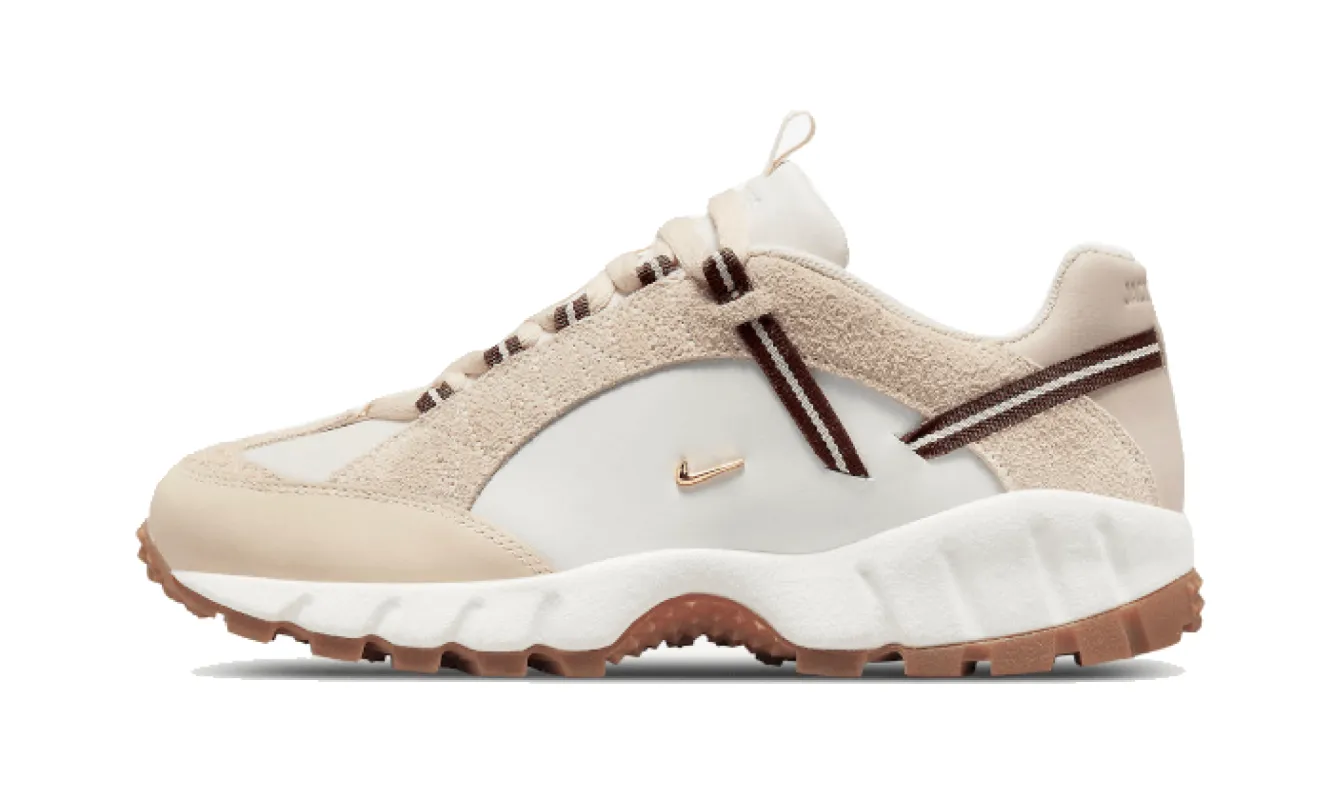 Nike Air Humara Lx Jacquemus Beige sold by Addict Sneakers