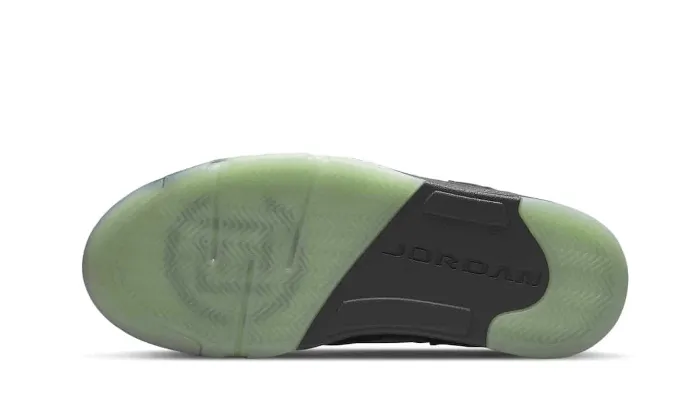 Air Jordan 5 Low Clot sold by Addict Sneakers product image thumbnail 3