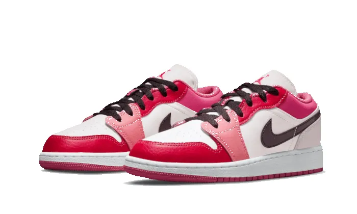 Air Jordan 1 Low Pink sold by Addict Sneakers product image thumbnail 2