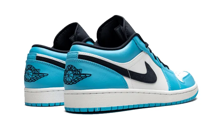 Air Jordan 1 Low Unc 2021 sold by Addict Sneakers product image thumbnail 2