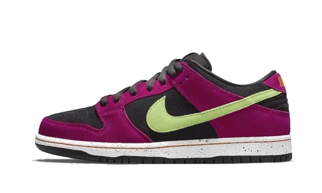 Nike Sb Dunk Low Red Plum sold by Addict Sneakers