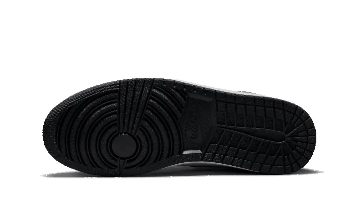 Air Jordan 1 Retro High Og Light Fusion Red sold by Addict Sneakers product image thumbnail 4