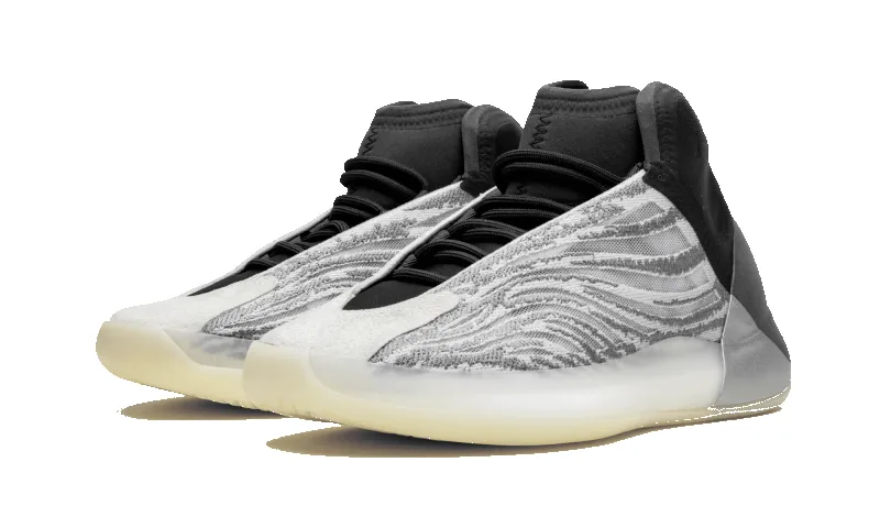 Adidas Yeezy Qntm Lifestyle Model sold by Addict Sneakers product image thumbnail 2
