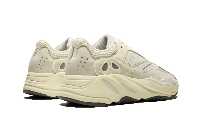 Adidas Yeezy Boost 700 Analog sold by Addict Sneakers product image thumbnail 3