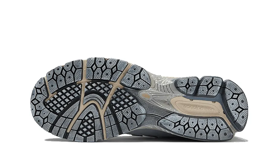 New Balance 1906R AURALEE Flint Stone sold by Addict Sneakers product image thumbnail 2