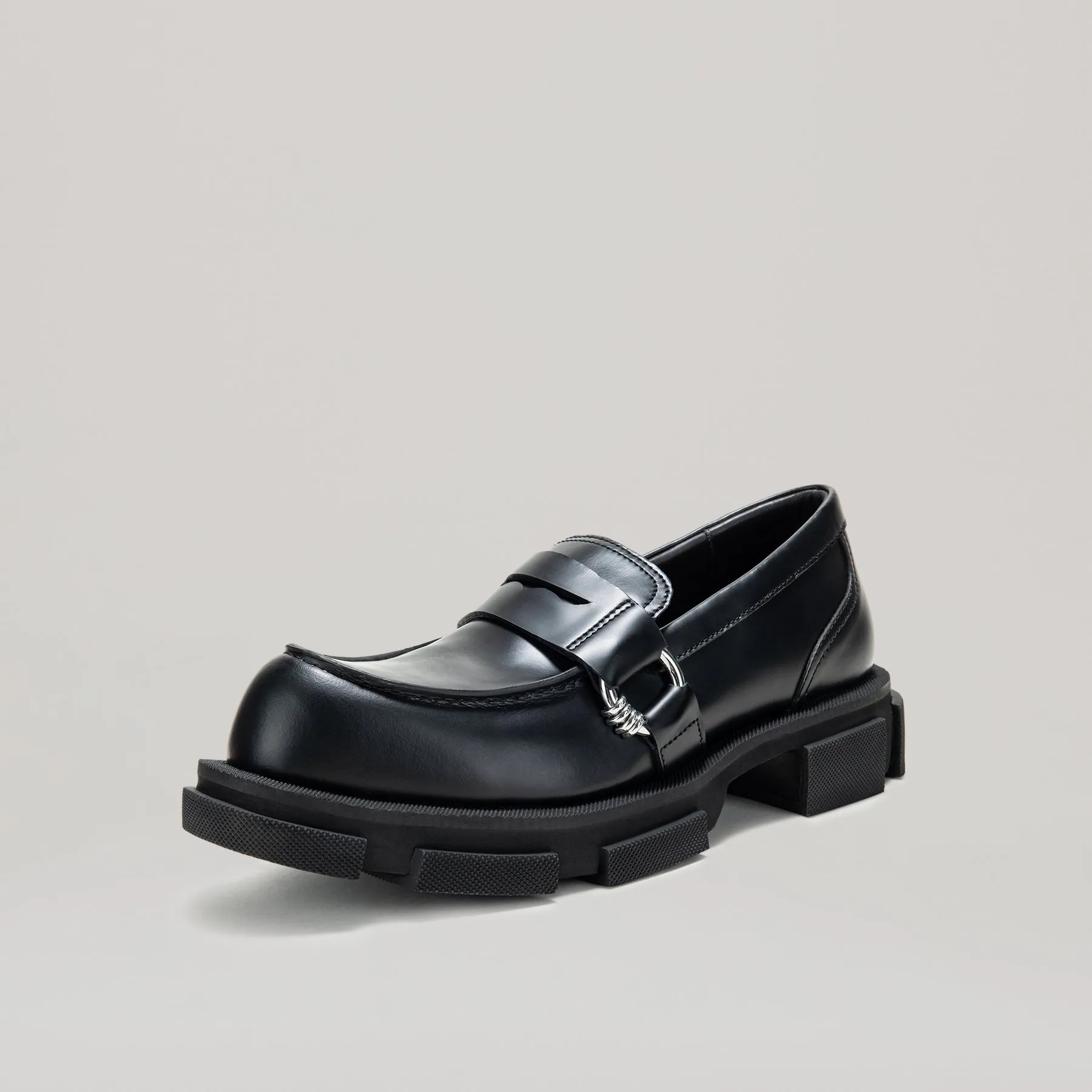 both - GAO PIERCED LOAFER-BLACK sold by both product image thumbnail 3