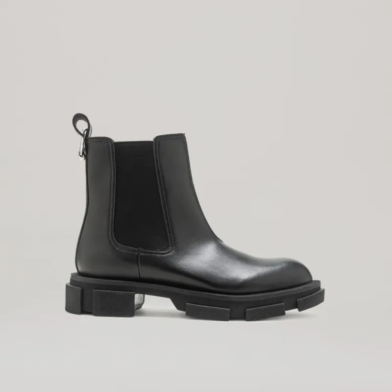 both - GAO PIERCED CHELSEA-BLACK sold by both