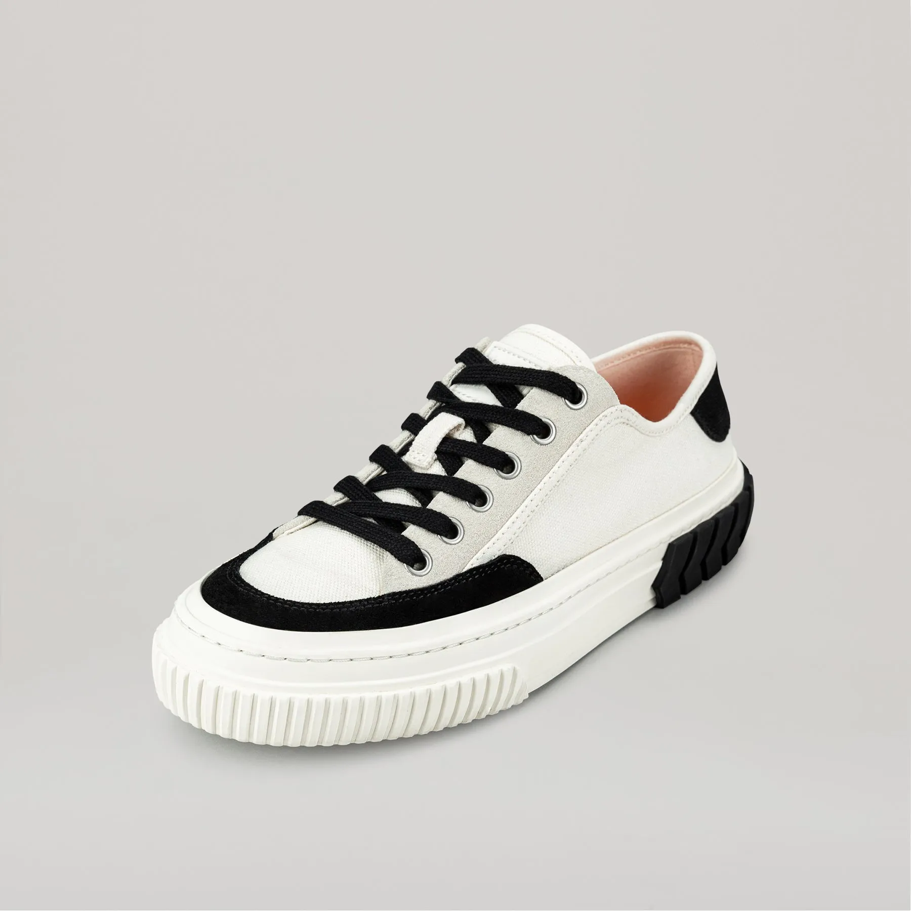 both - TYRES SUMMER LOW-BLACK/WHITE sold by both product image thumbnail 3