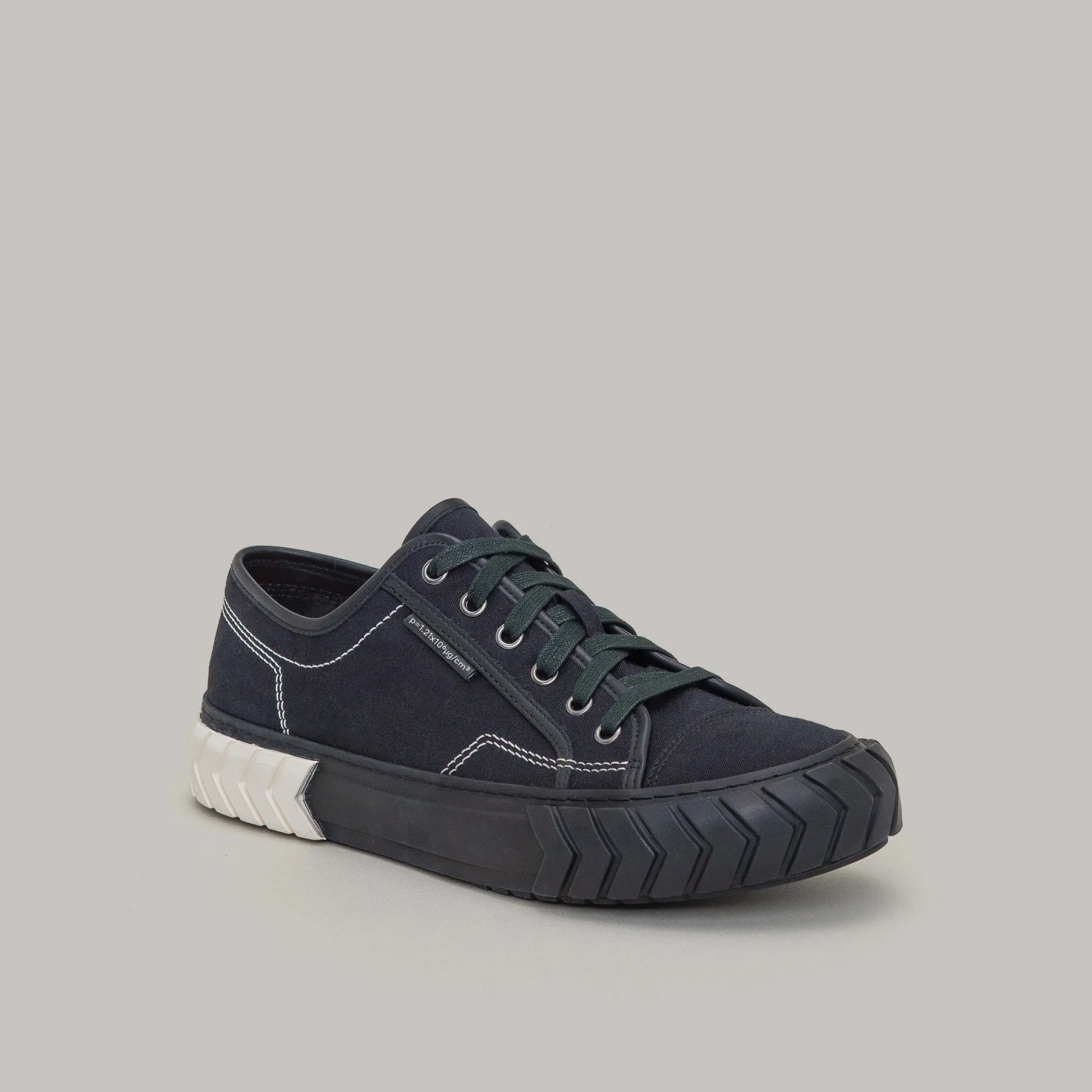 both - TYRES LOW TOP-BLACK/WHITE sold by both product image thumbnail 2