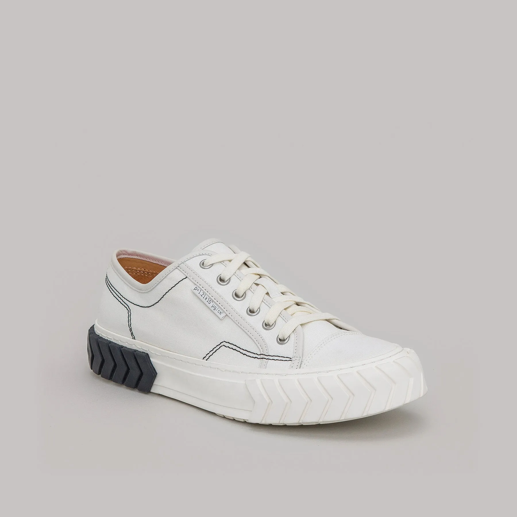 both - TYRES LOW TOP-WHITE/BLACK sold by both product image thumbnail 2