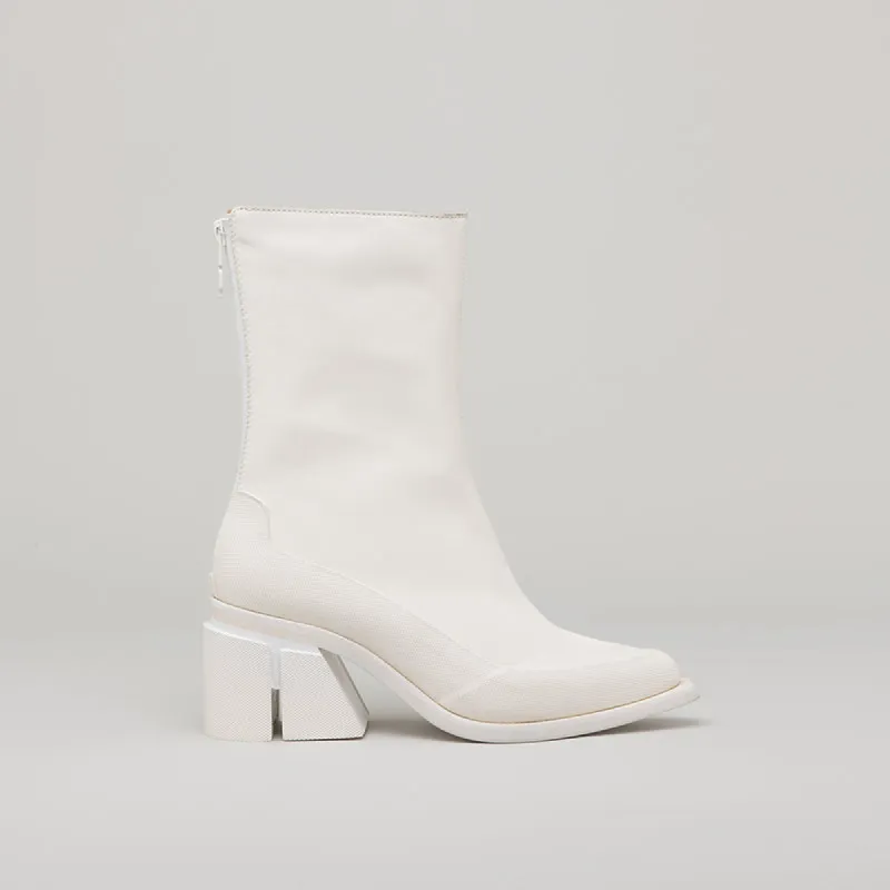 both - GAO LOW HEEL ZIP-WHITE sold by both