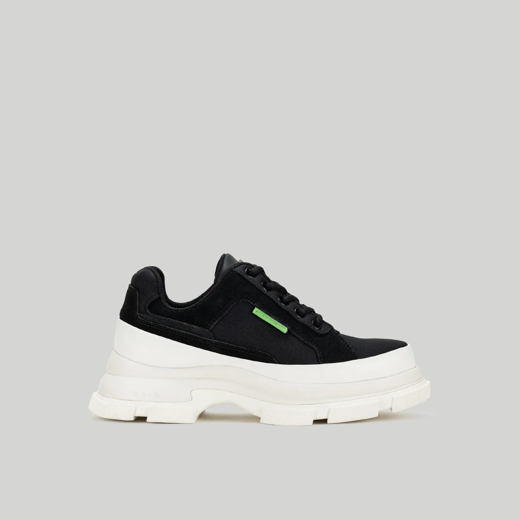 both - GAO EVA RUNNER-BLACK/WHITE sold by both