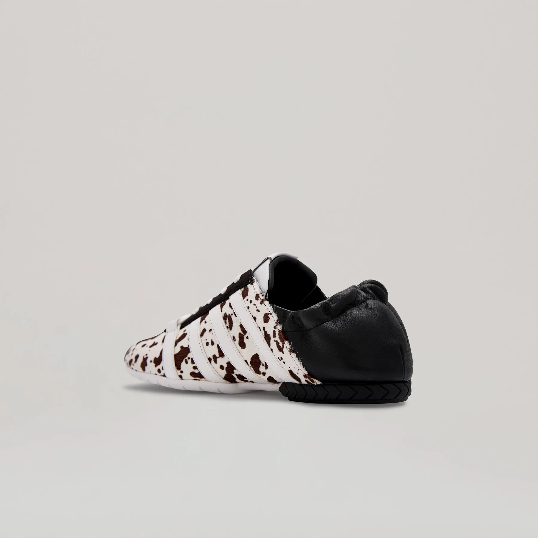 both - TYRES GLIDER LACED UP SNEAKER-BLACK-WHITE/WHITE-BLACK sold by both product image thumbnail 3