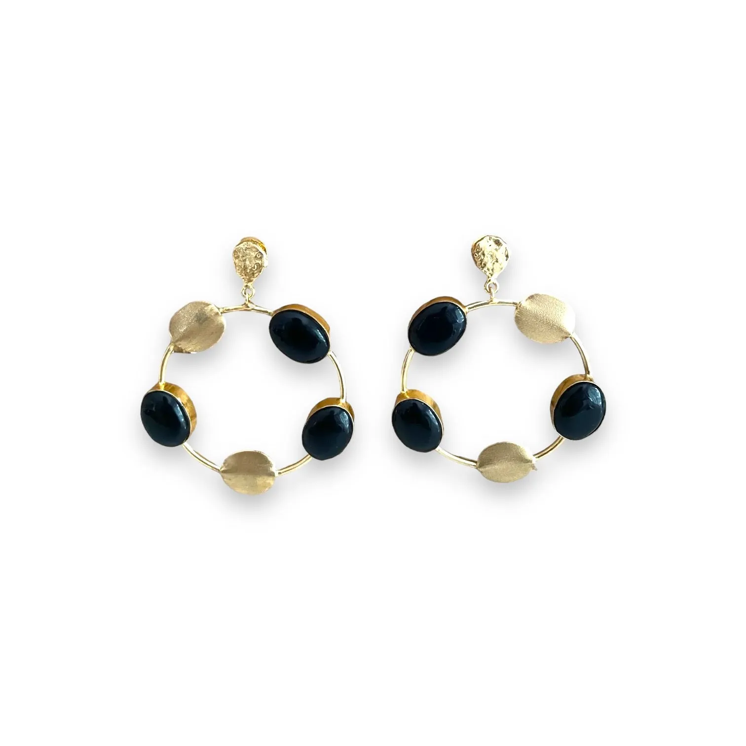 Shaurya sold by Veronica Tharmalingam