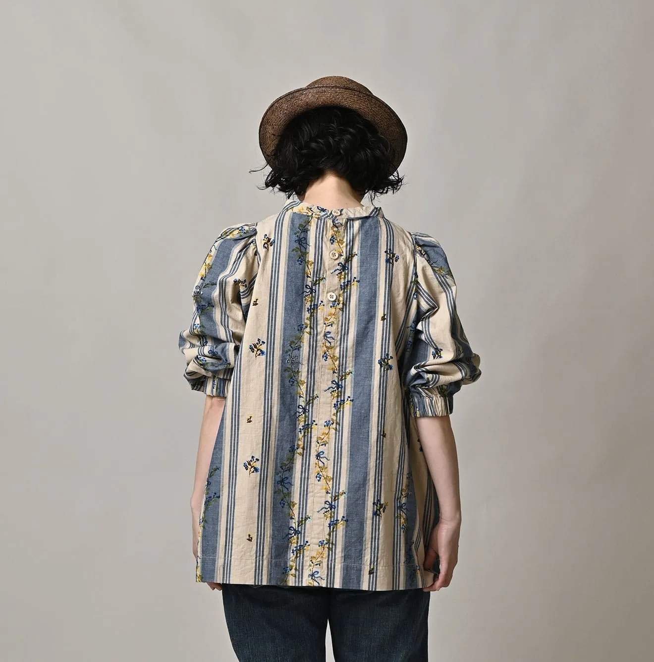 Khadi Ox Sajiki Puff Sleeve Blouse sold by 45r product image thumbnail 5