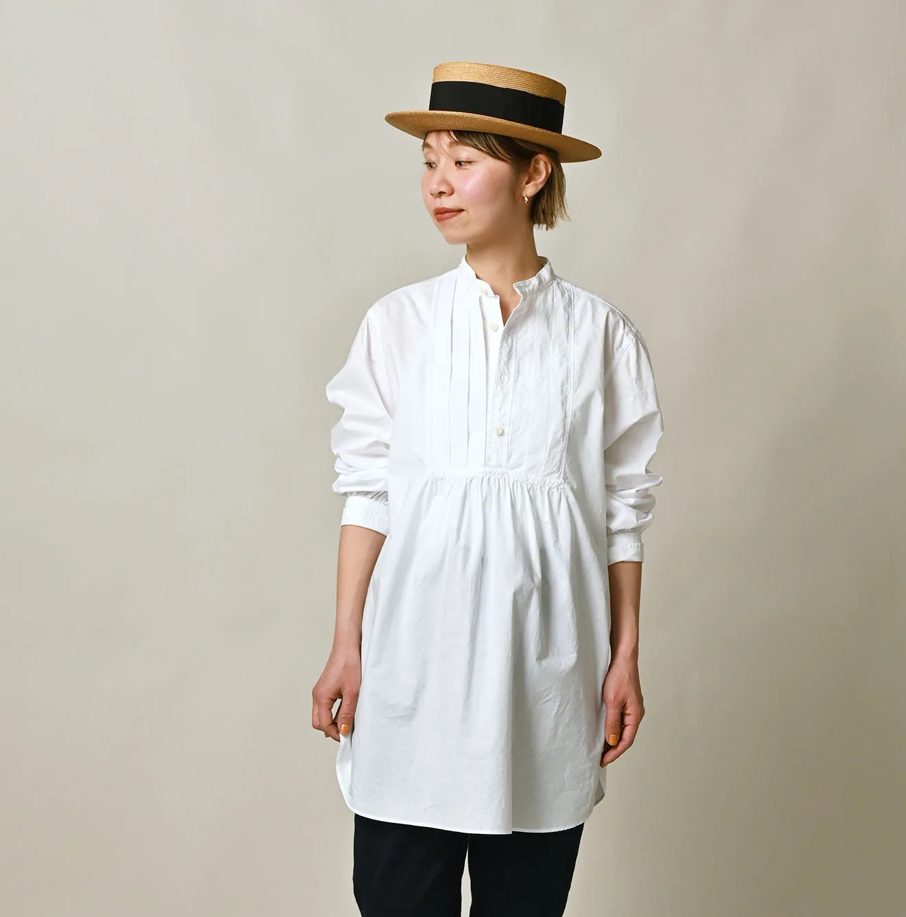 Batiste 908 Tuck Stand Collar Shirt (White) sold by 45r product image thumbnail 3