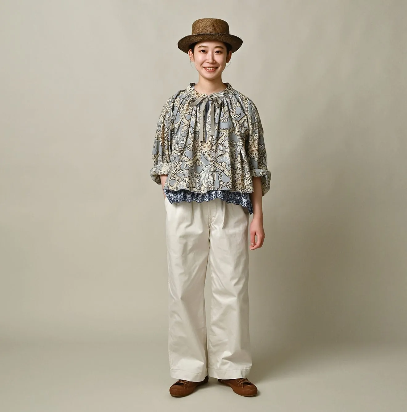 Khadi Flower Sarasa Chouchou Smocking Blouse sold by 45r product image thumbnail 2