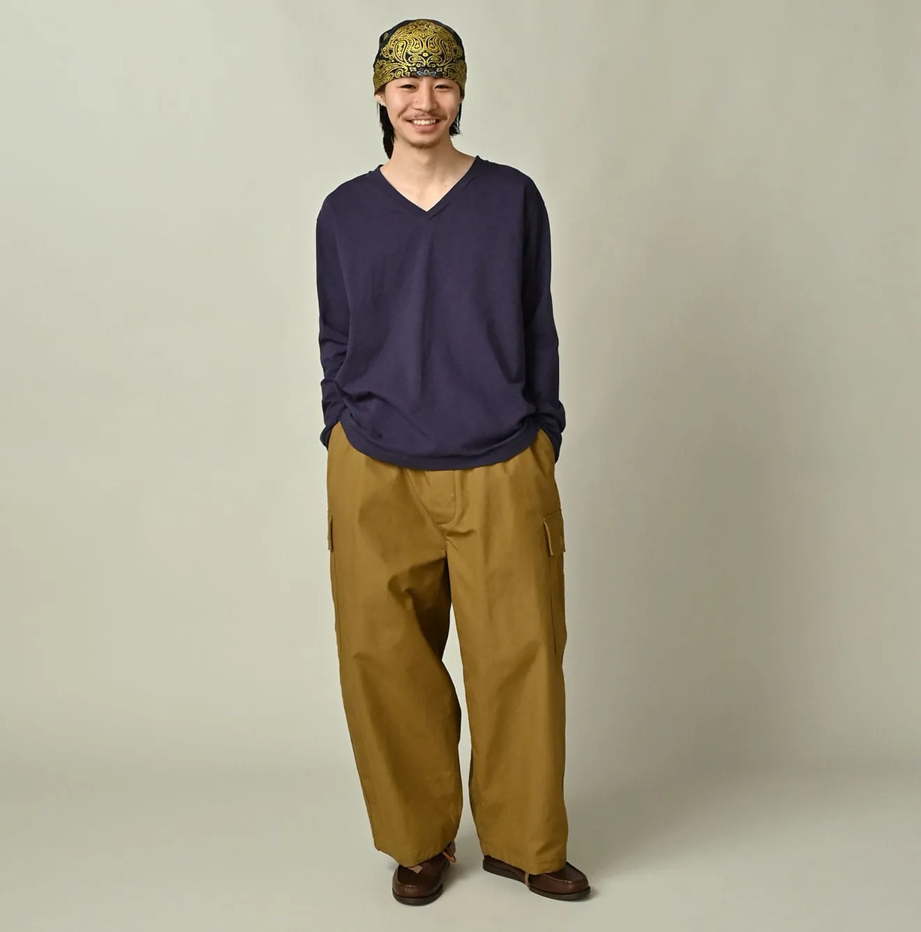 Tenjiku 908 Low V-neck T-shirt sold by 45r product image thumbnail 3