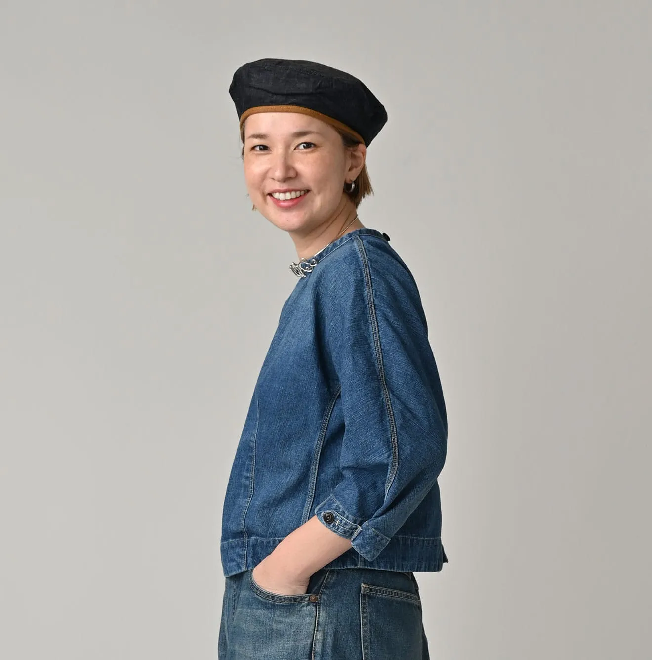 Mugihiko Denim Puff Sleeve Blouse Distressed sold by 45r product image thumbnail 4