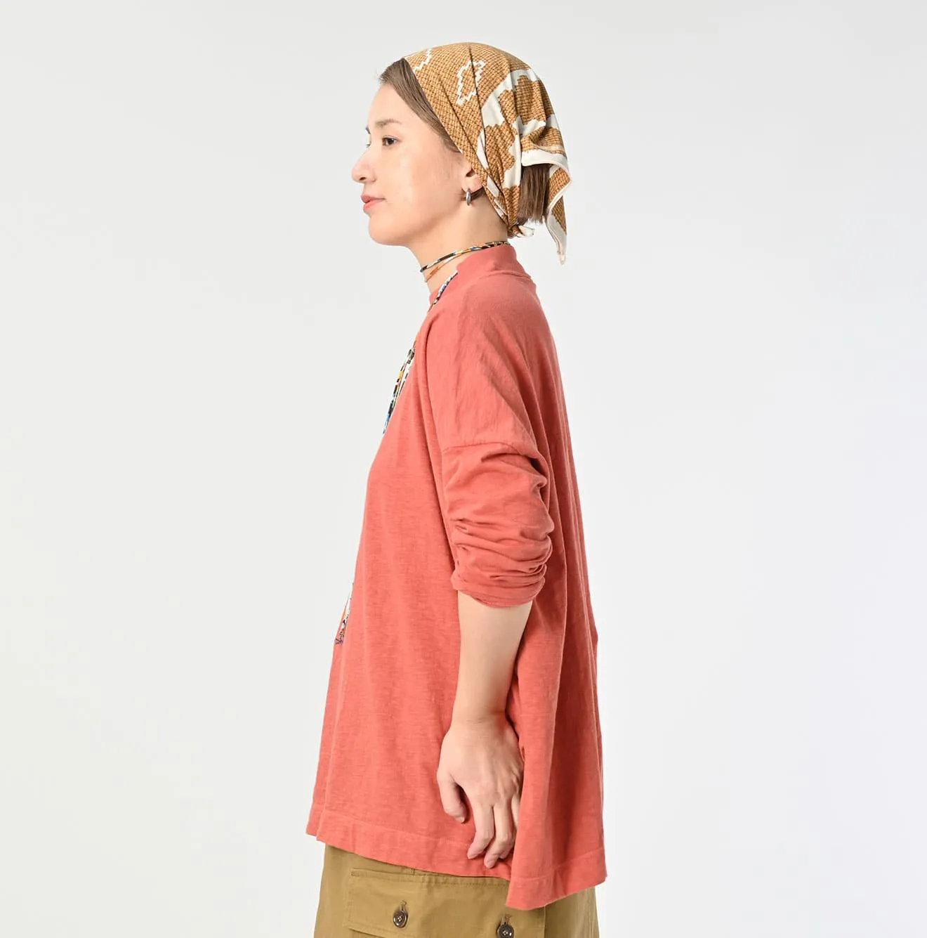 Botanical Dyed Yock Neck Big Slit T-shirt sold by 45r product image thumbnail 4