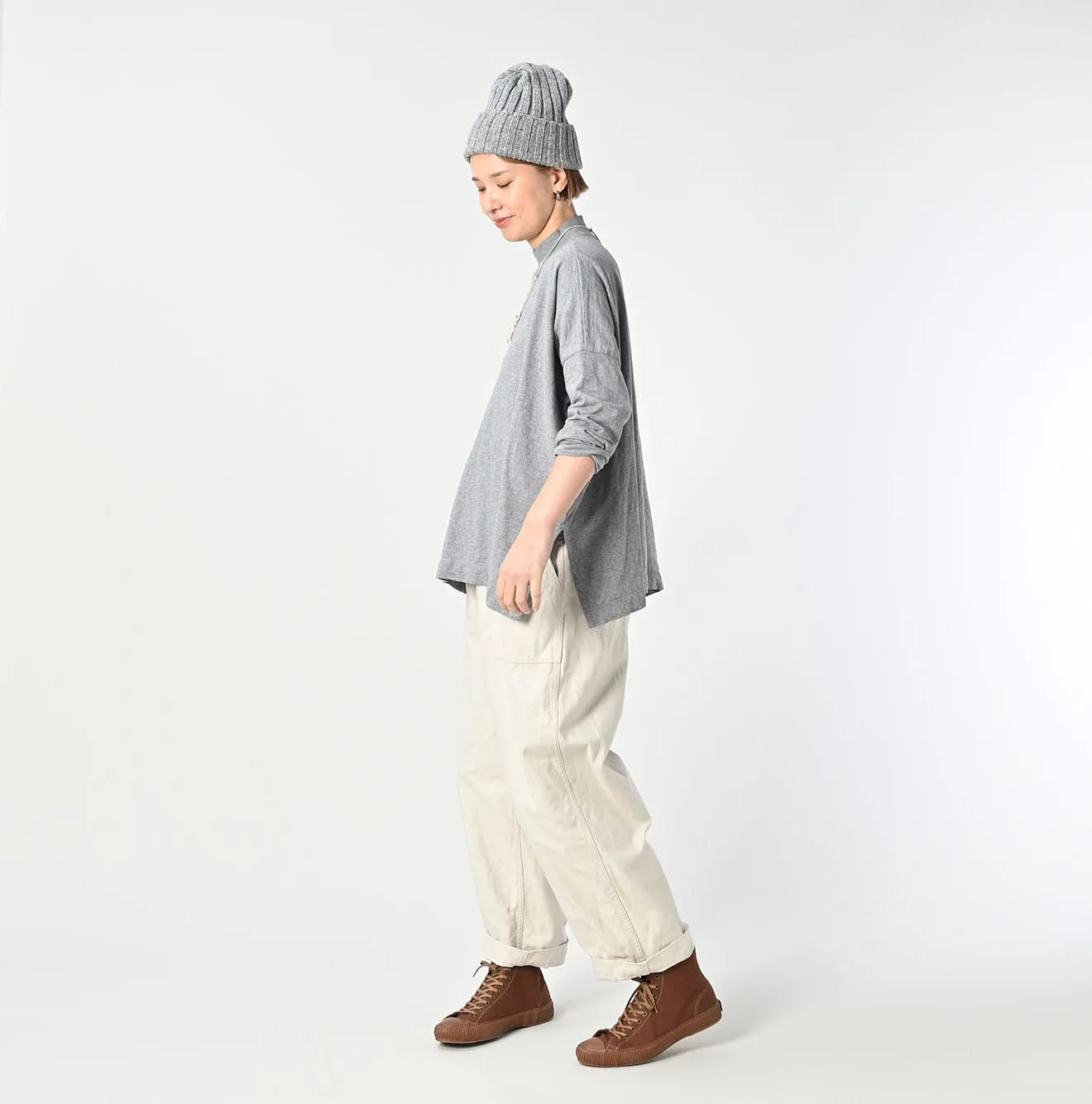 Yock Neck Big Slit T-shirt (Top-dyed) sold by 45r product image thumbnail 2