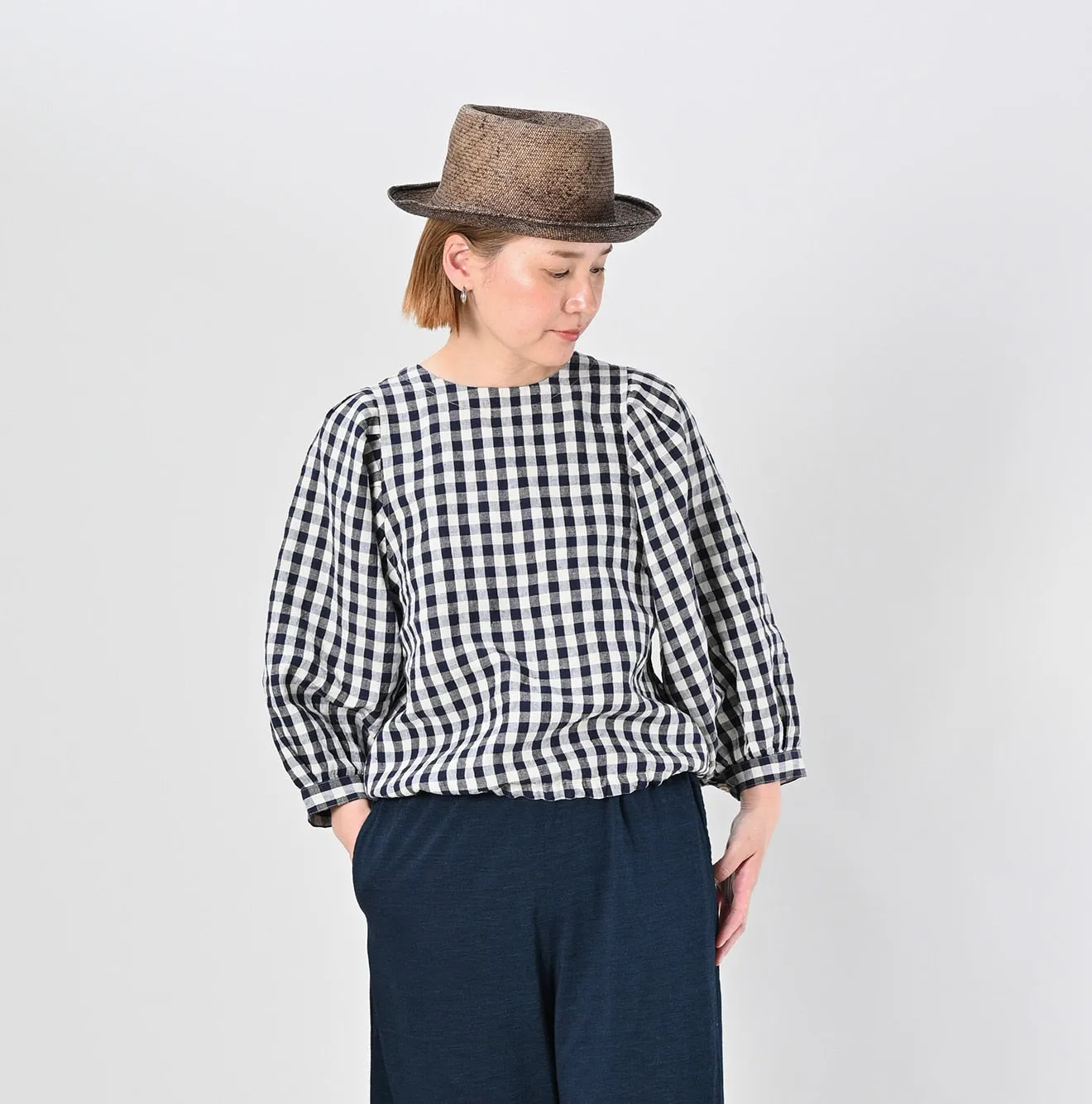 Dozume Linen Puff Sleeve Blouse sold by 45r product image thumbnail 3